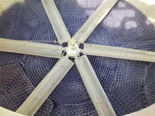 閉式冷卻塔里面的平衡管、風(fēng)機(jī)與側(cè)風(fēng)機(jī)的作用是什么